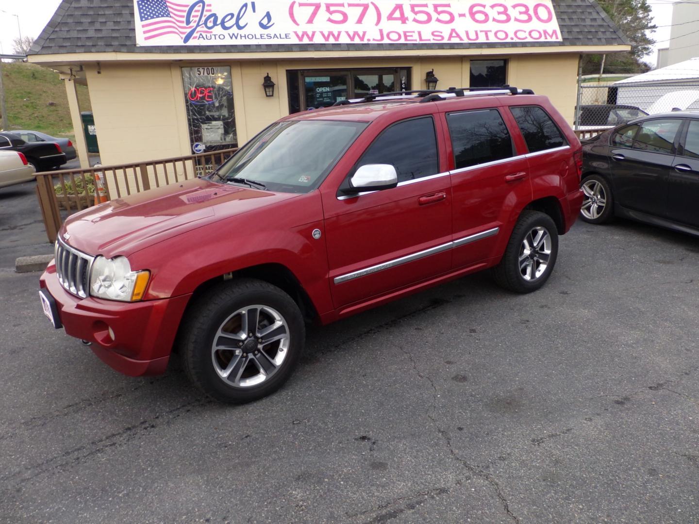 2006 Red Jeep Grand Cherokee (1J8HR68276C) , located at 5700 Curlew Drive, Norfolk, VA, 23502, (757) 455-6330, 36.841885, -76.209412 - Photo#0